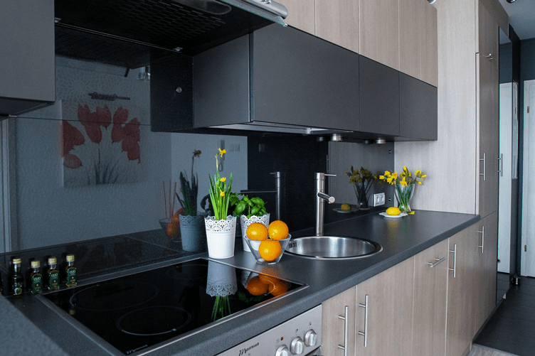 Kitchen cleaning services in Montreal Laval, Longueuil