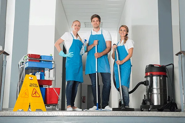Professional commercial office cleaning in Montreal, Longueuil and Laval — The Montreal Cleaners janitorial team