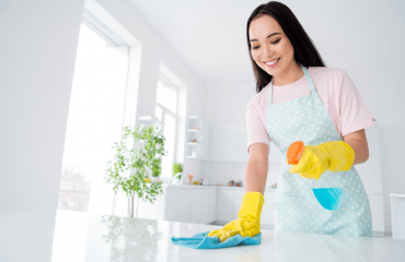 How to hire experts maids cleaners and housekeepers for professional cleaning?